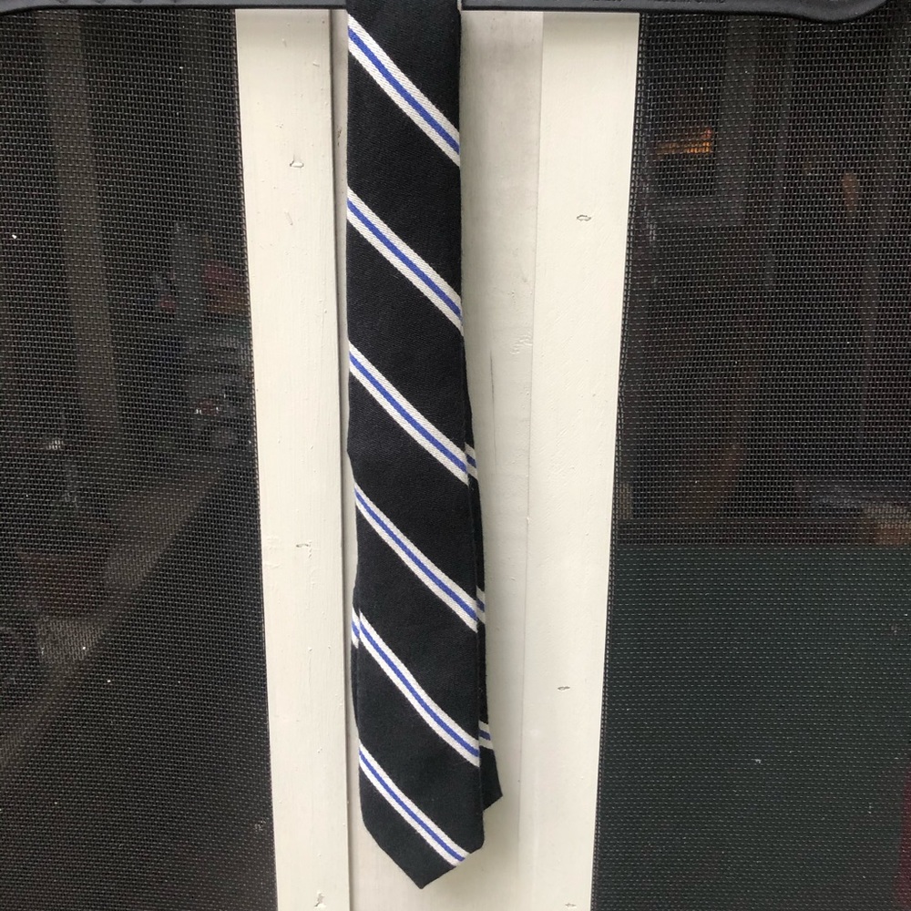 BDG skinny tie